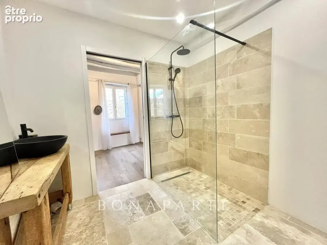 Distré - maison familiale de 209 m² / 6 chambres possibles - renovation recente - photo 9