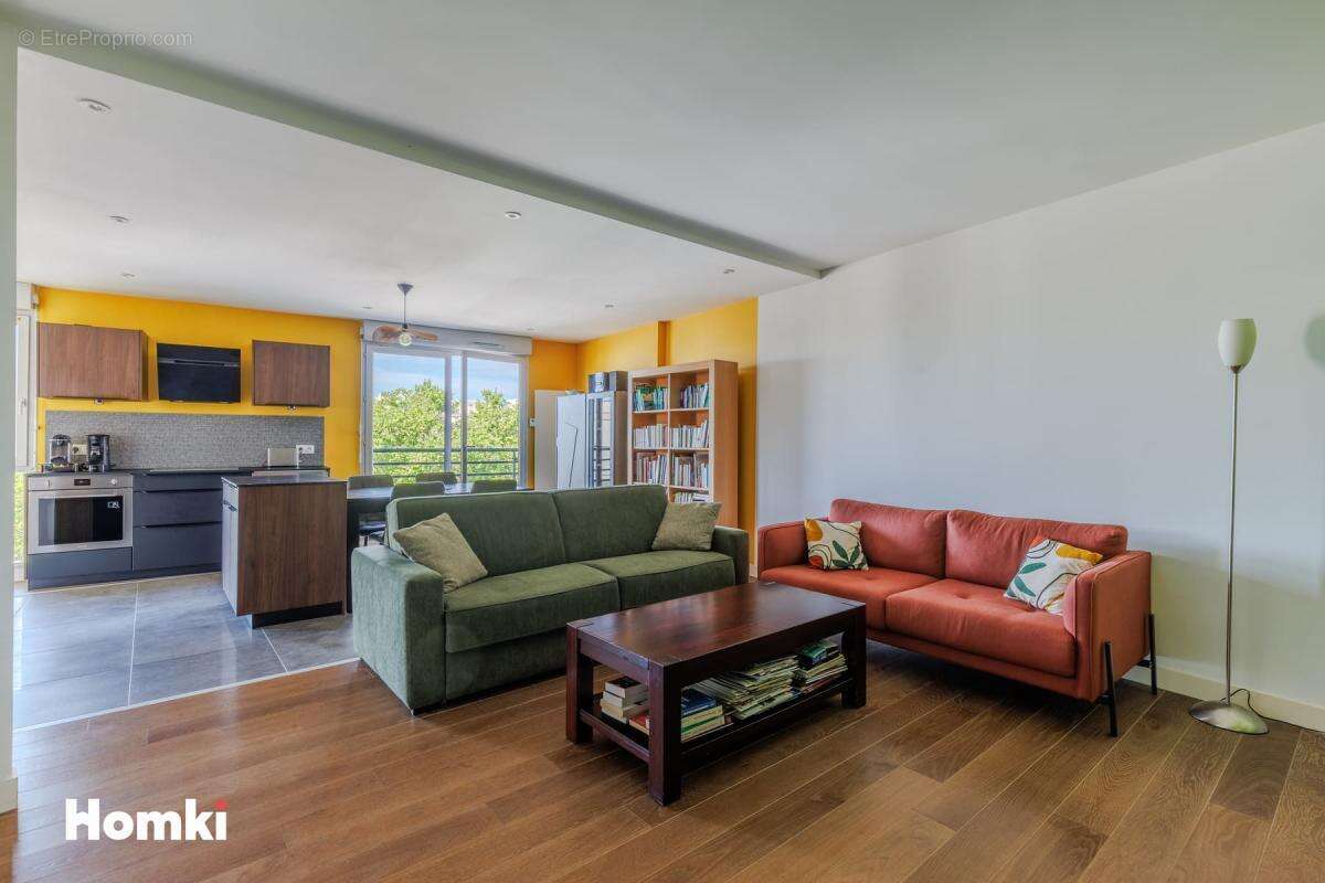 Appartement à LYON-8E