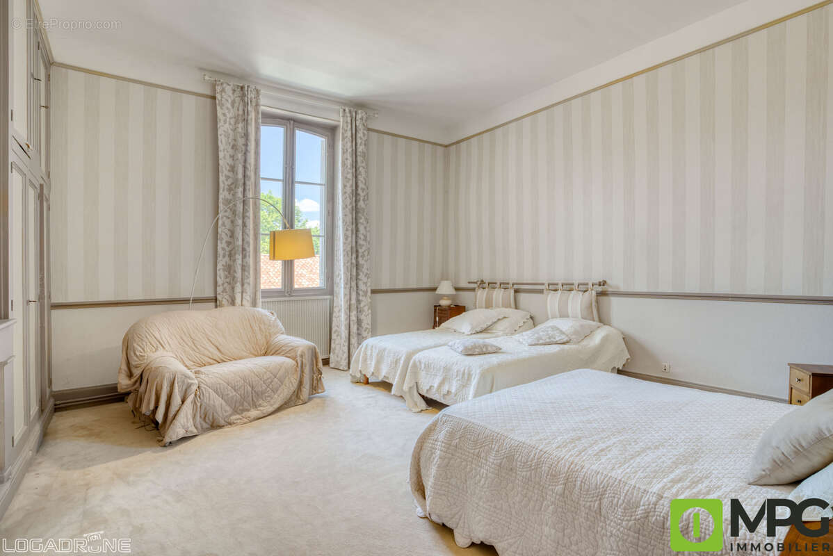 Maison à VILLENEUVE-SUR-LOT