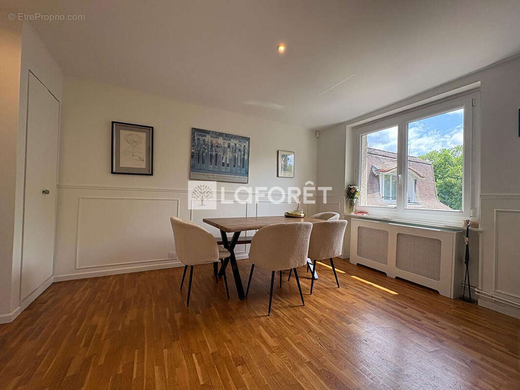 Appartement à MEULAN