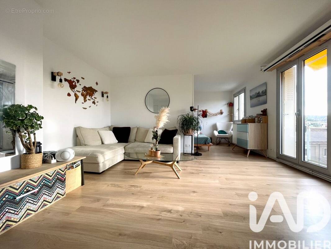 Photo 1 - Appartement à RUEIL-MALMAISON