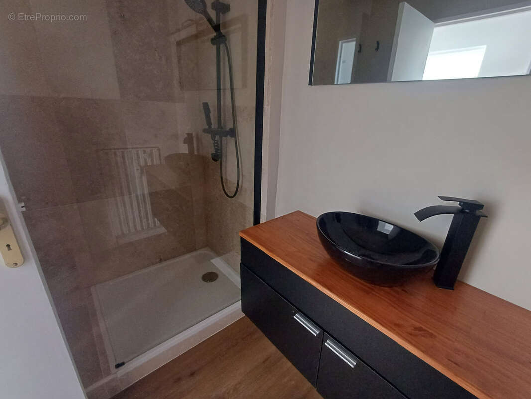 Appartement à LA VALETTE-DU-VAR