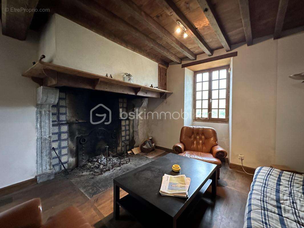 Maison à TARDETS-SORHOLUS