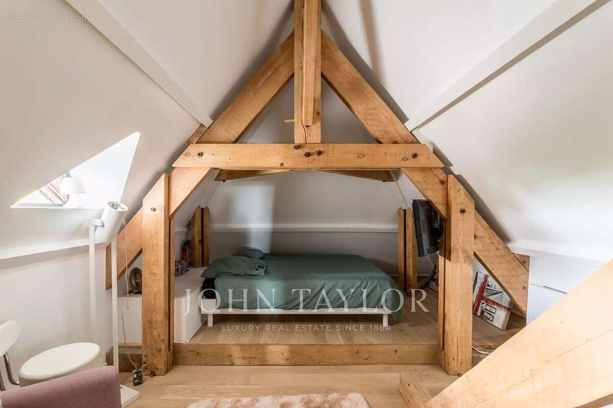 Maison à CARBON-BLANC