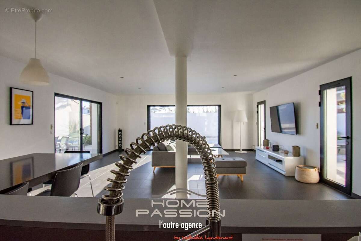 Maison à SAINT-PALAIS-SUR-MER