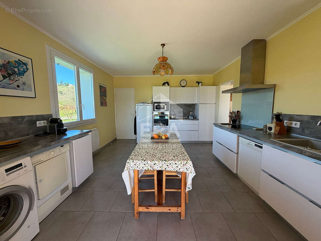 Maison à LESCURE-D'ALBIGEOIS