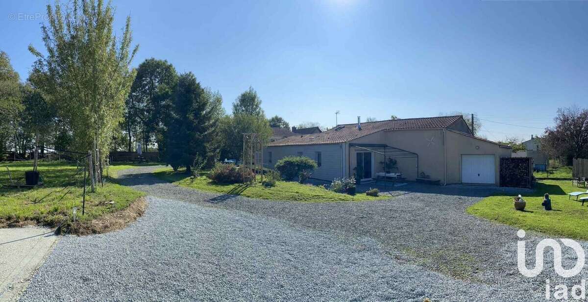 Photo 2 - Maison à MOUILLERON-EN-PAREDS