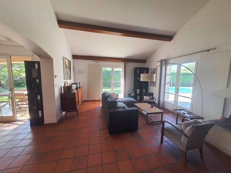 Maison à ROMANS-SUR-ISERE