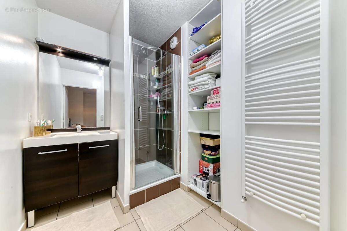 Appartement à VAULX-EN-VELIN