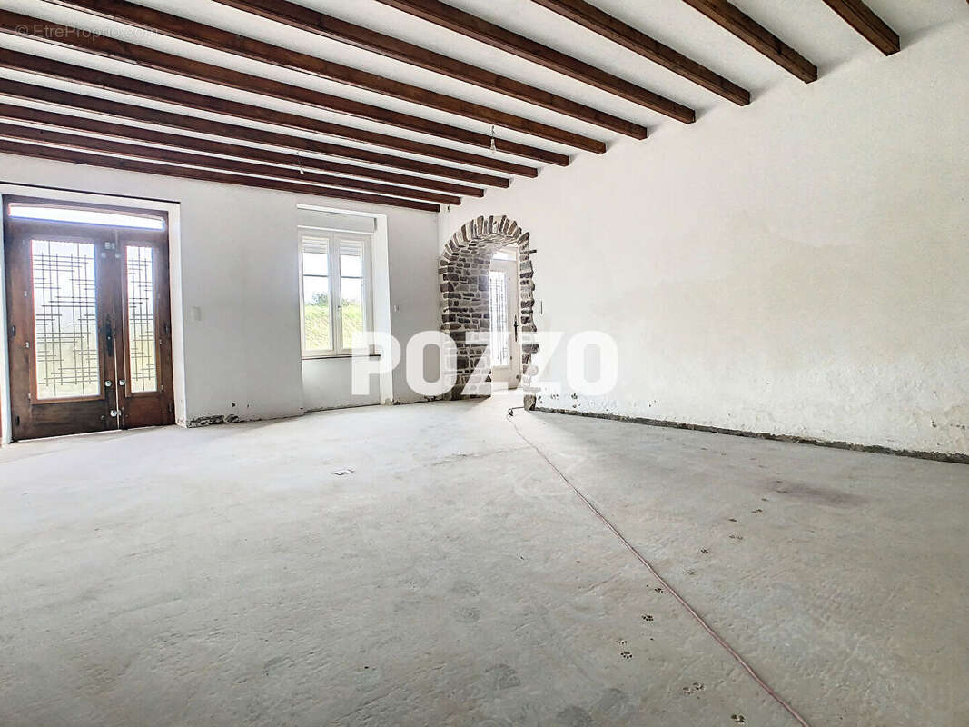 Maison à SAINT-SAMSON-DE-BONFOSSE