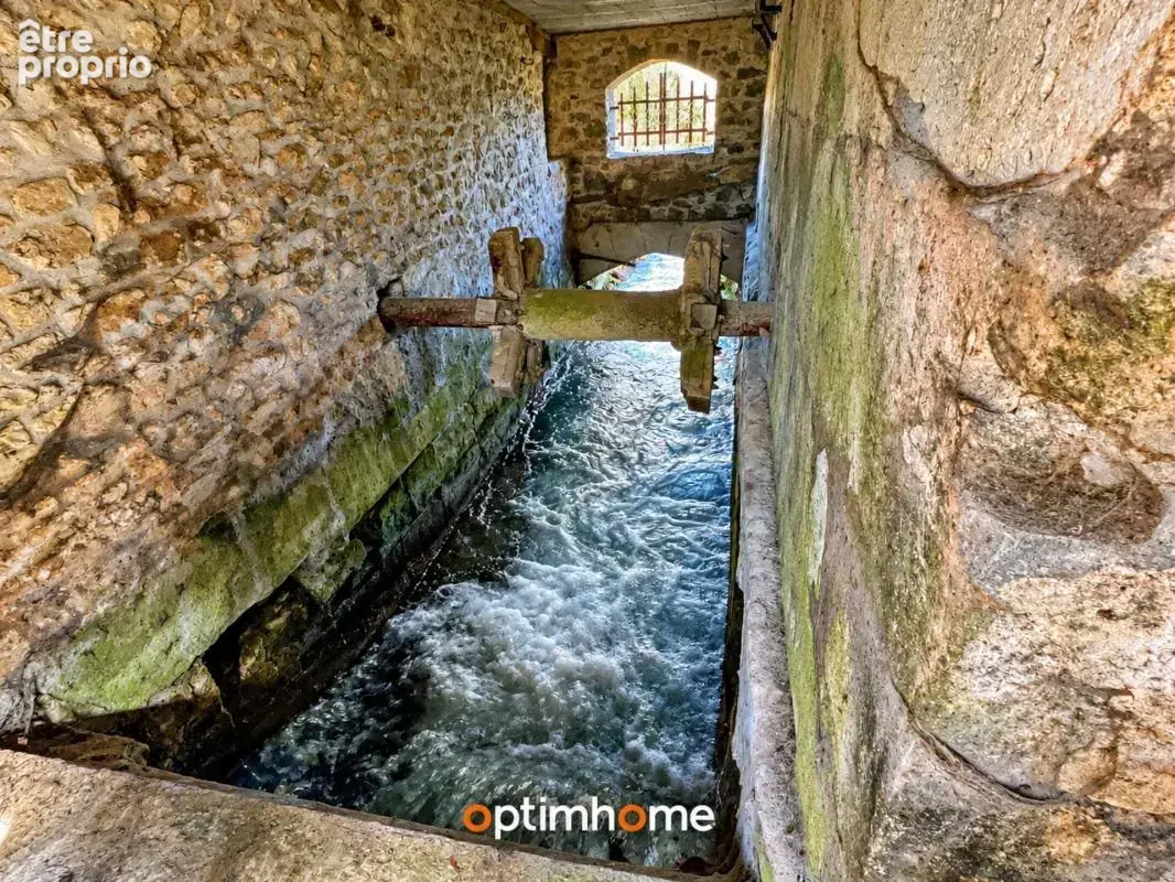 Moulin du XIIIe siècle – 600 m² – 20 couchages – Fort potentiel gîtes / événementiel – 1h de Paris - photo 21