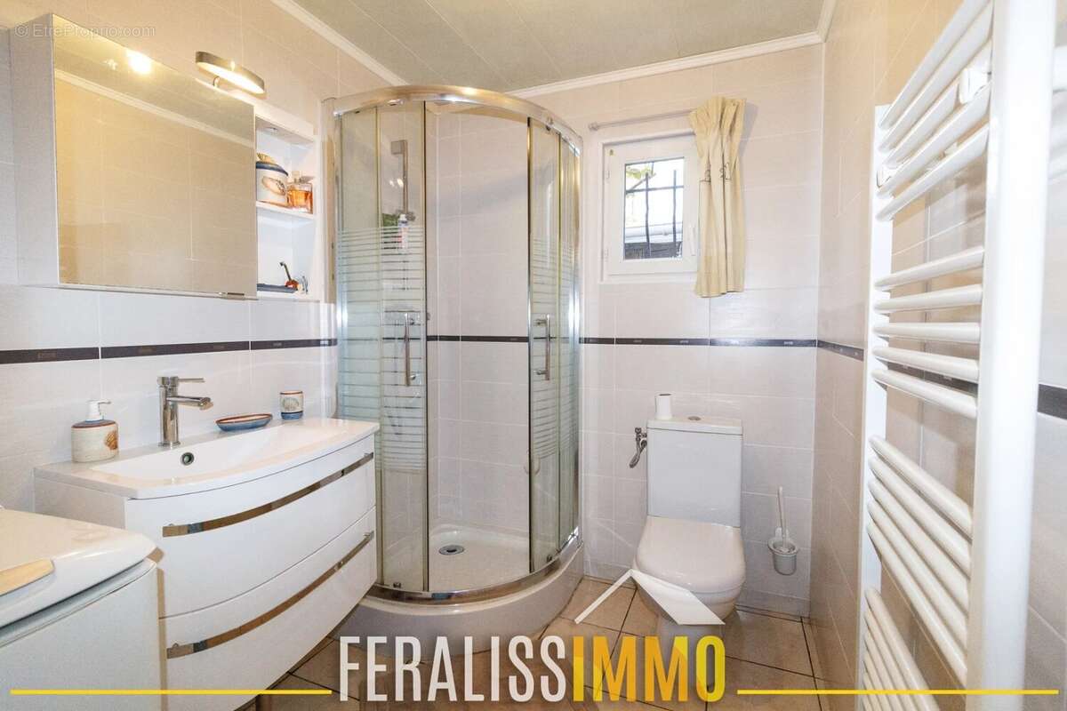 Maison à VAUX-SUR-SEINE