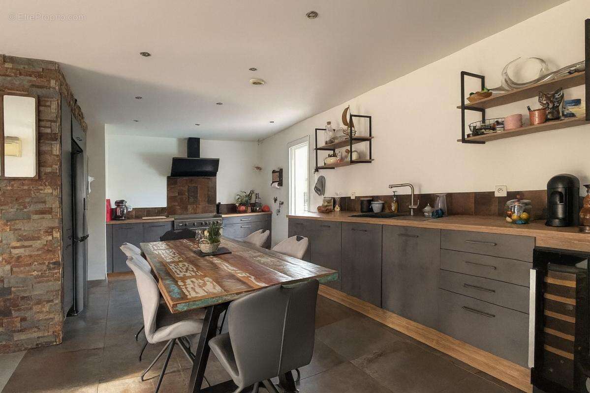 Maison à BOUC-BEL-AIR