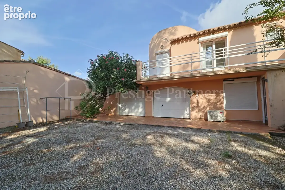 Charmante villa avec piscine chauffée et dépendance - photo 20