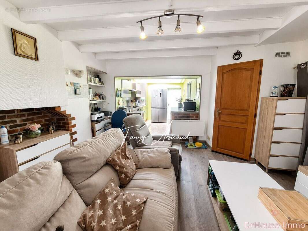 Maison 90 m² à Velluire  - photo 6