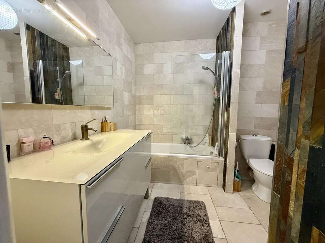 Vente maison avec piscine à Biot dans domaine sécurisé - photo 10