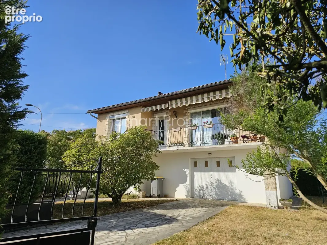 Photo Maison à Gencay au prix de 135 000€