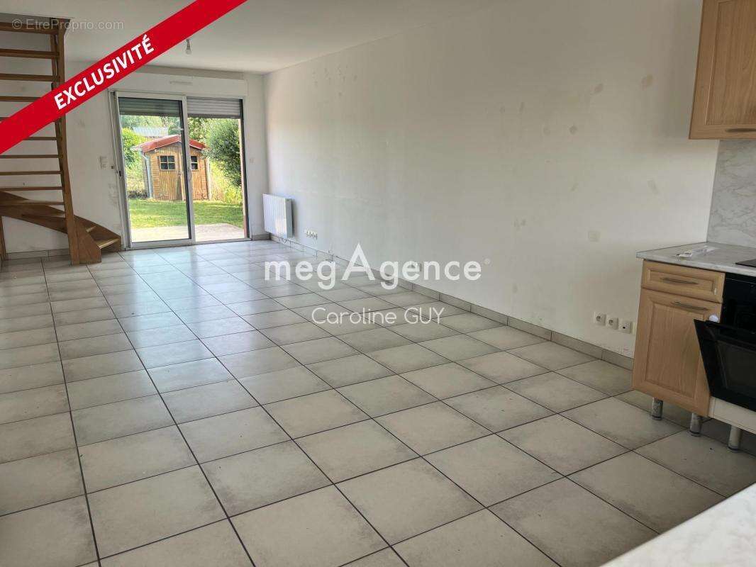 Maison 92m2 vie, 3 chambres dont 1 au rdc, jardin, parking - photo 2