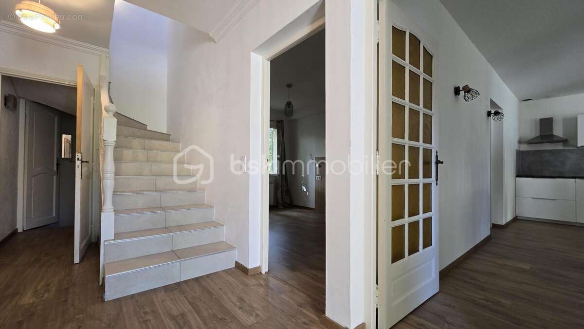 Maison à BAGNOLS-SUR-CEZE