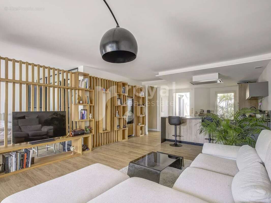 Maison à MOUGINS