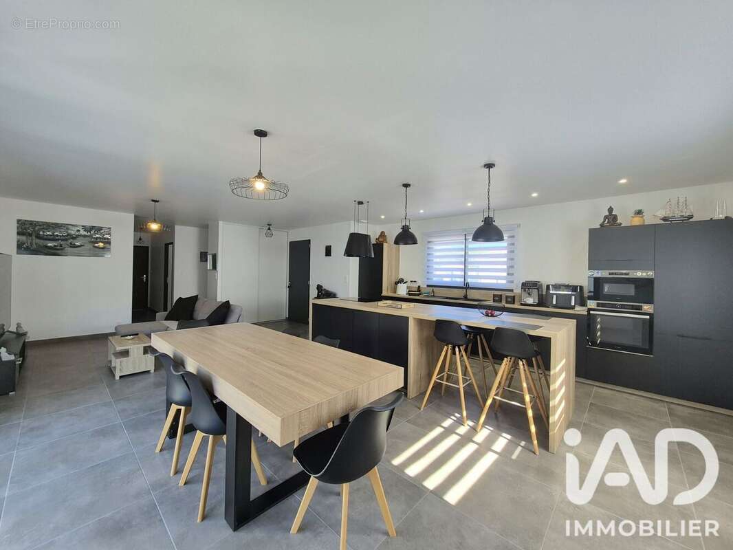 Photo 4 - Maison à CRUZY