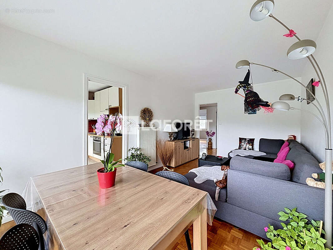 Appartement à VALS-PRES-LE-PUY