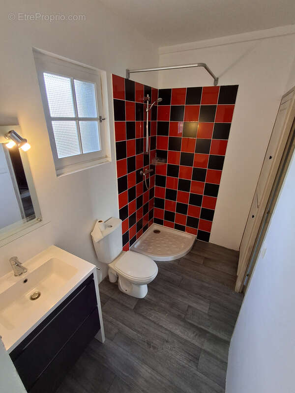 Maison à SAINT-VINCENT-STERLANGES