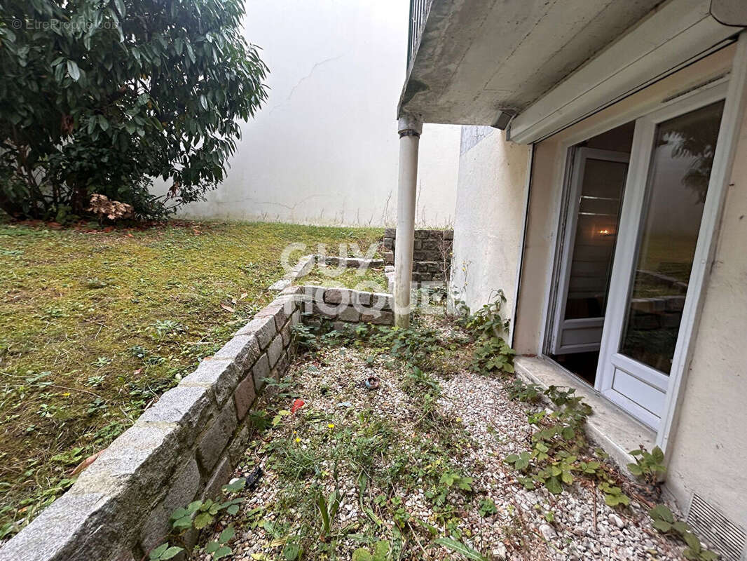 Appartement à LES PAVILLONS-SOUS-BOIS