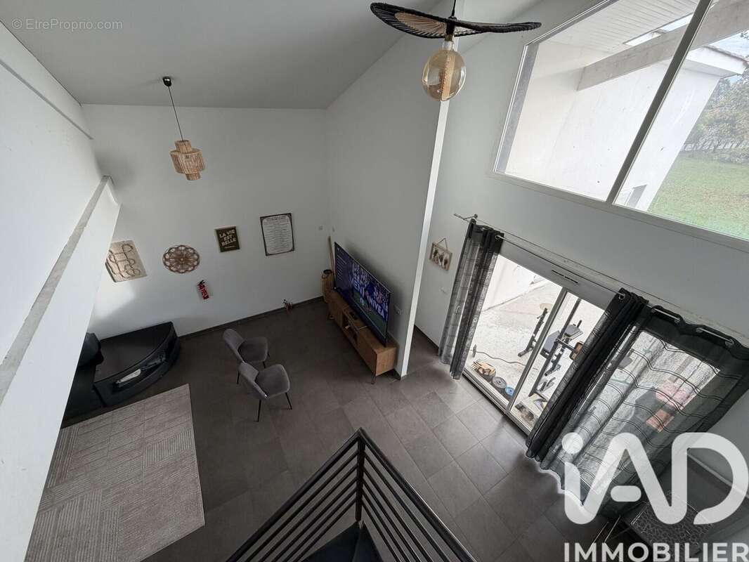 Photo 8 - Maison à AMBARES-ET-LAGRAVE