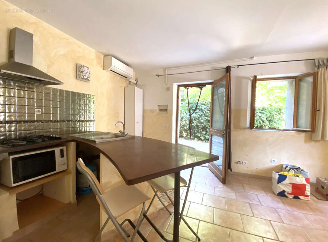 Maison à VAISON-LA-ROMAINE