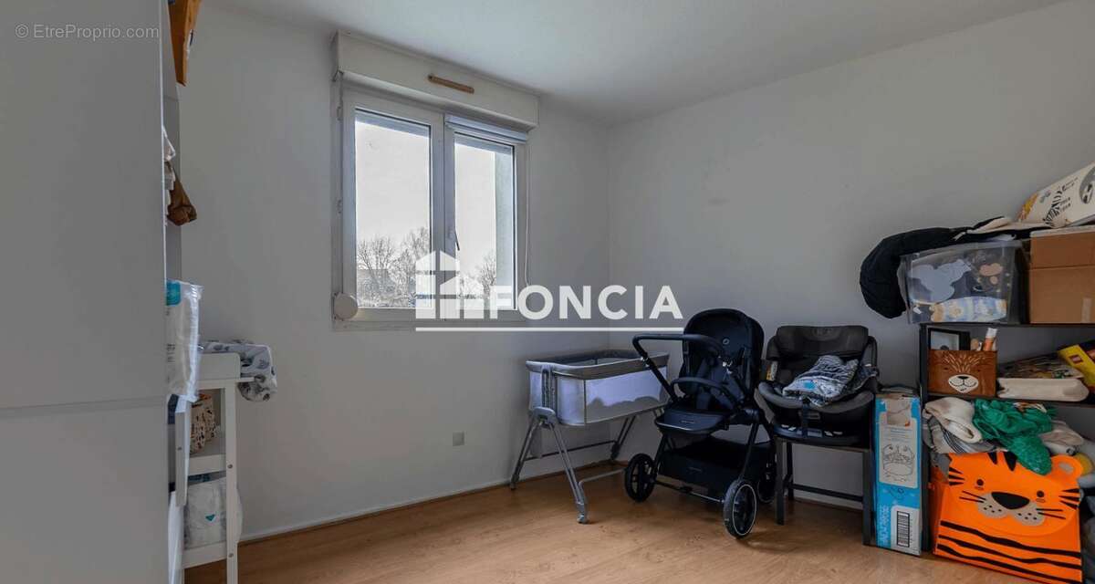 EXCLUSIVITE FONCIA -  Spacieux trois pièces avec balcon et parking intérieur - photo 7