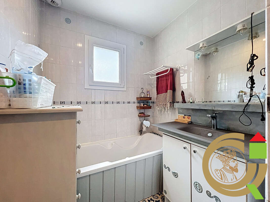 Maison à ESTREELLES