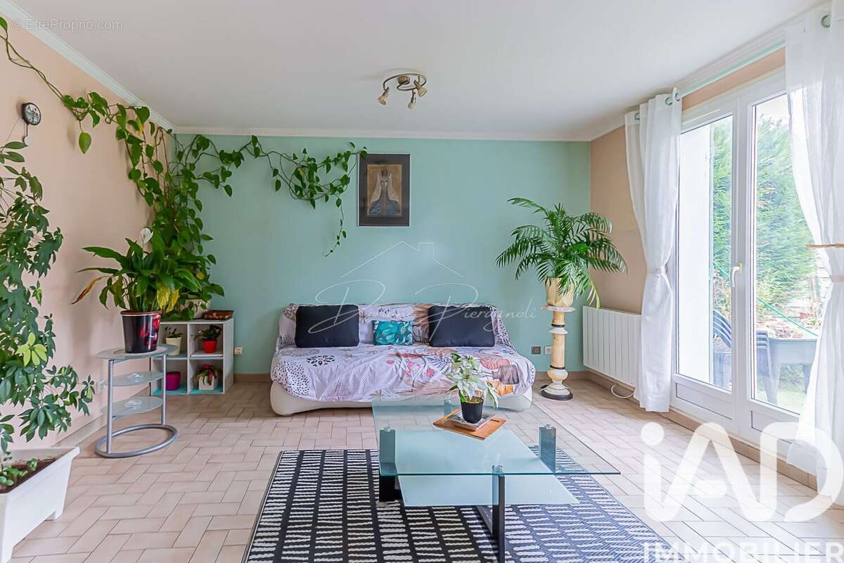 Photo 6 - Maison à VAUREAL