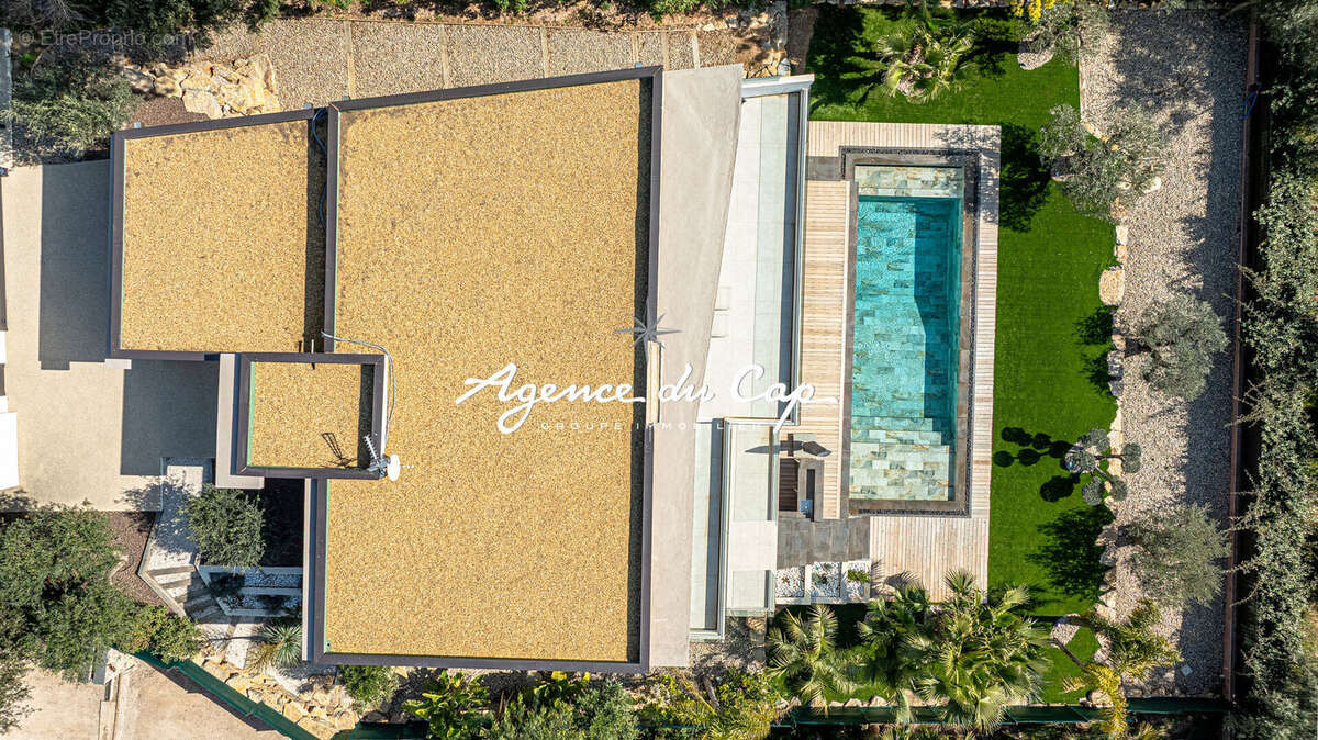 Maison à SAINT-RAPHAEL