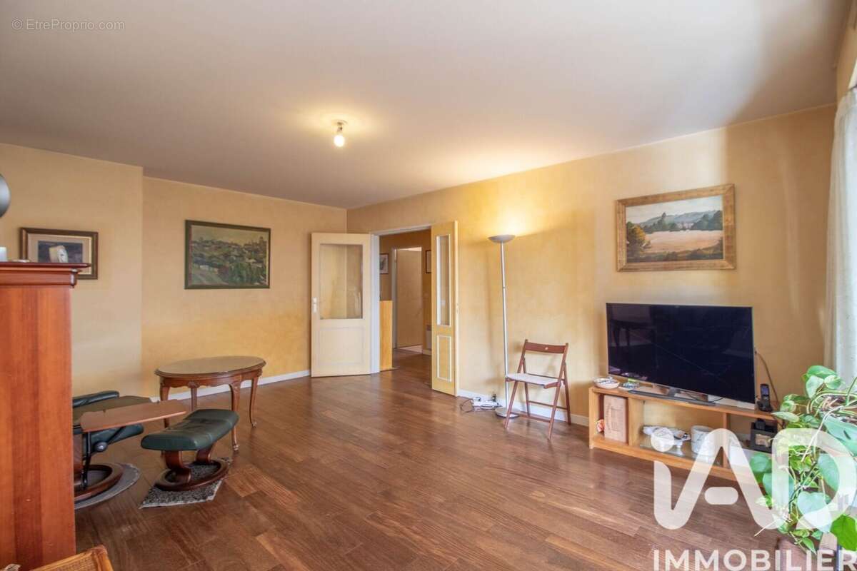 Photo 4 - Appartement à RUEIL-MALMAISON