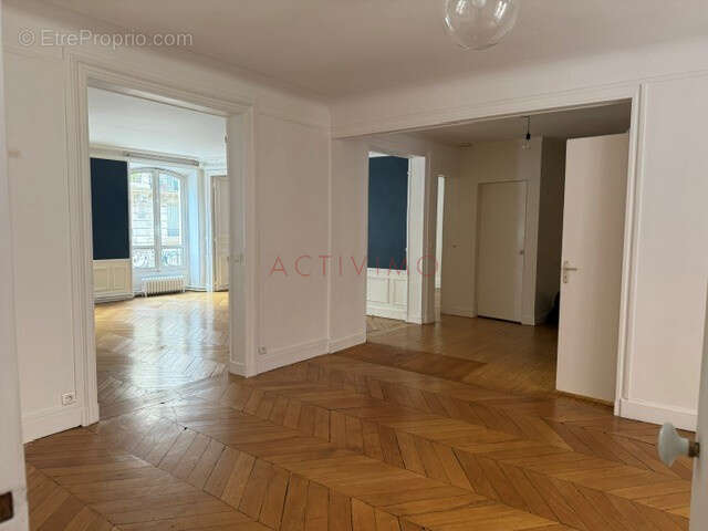 Appartement à PARIS-6E