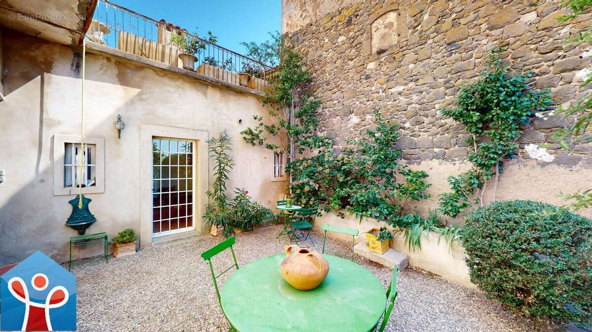 Maison 265 m² à Portiragnes  - photo 3