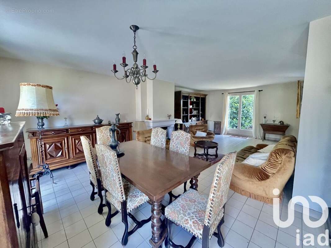 Photo 8 - Maison à CERGY