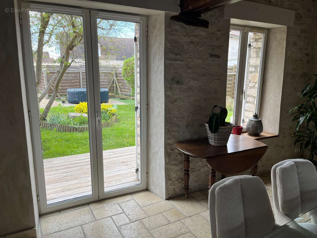 Maison à VILLIERS-EN-DESOEUVRE
