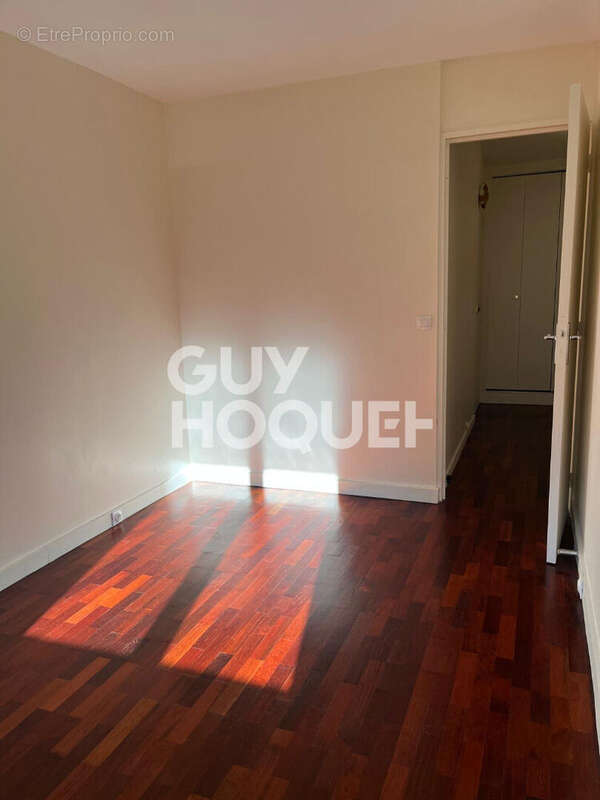 Appartement à PARIS-12E
