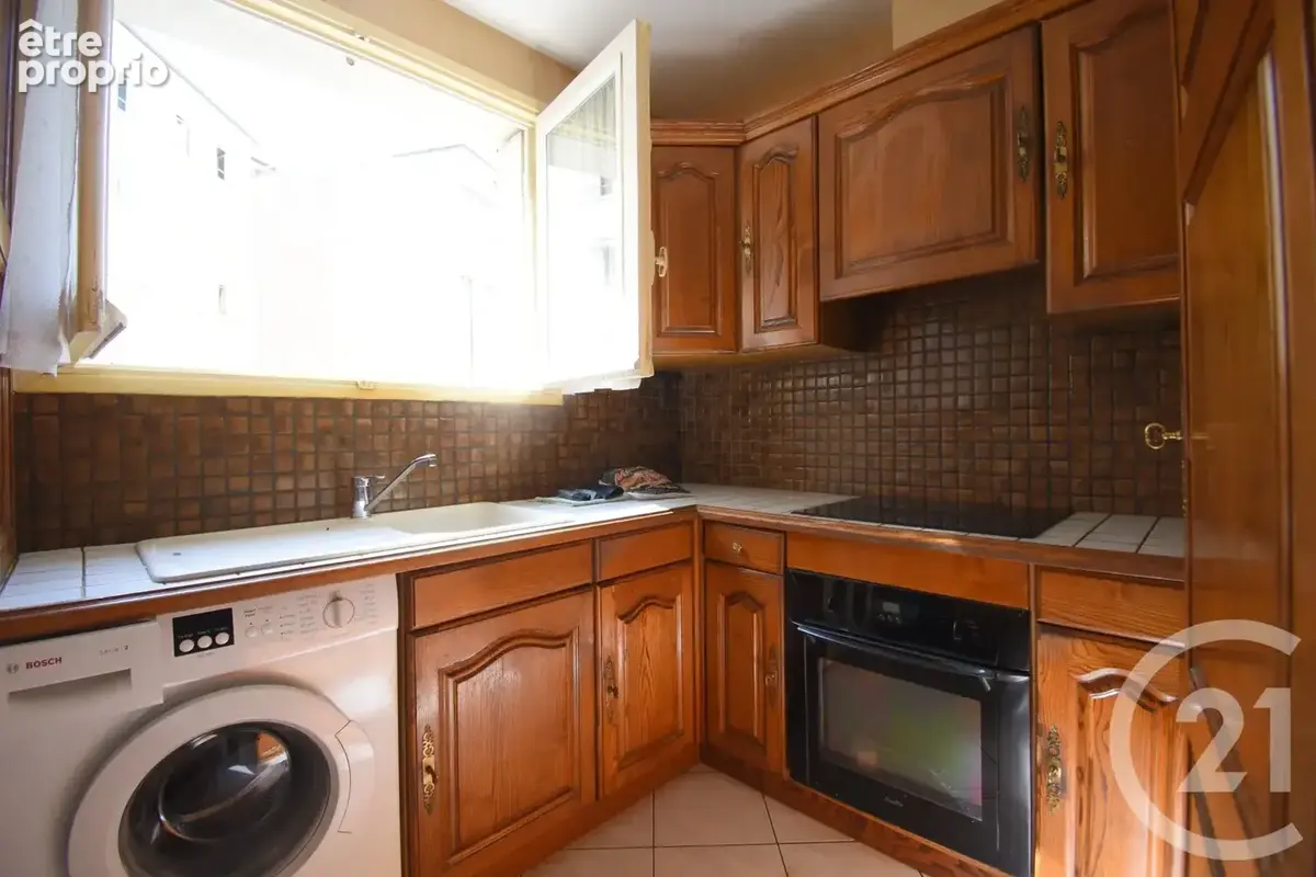 Appartement 73 m² à Vichy  - photo 5