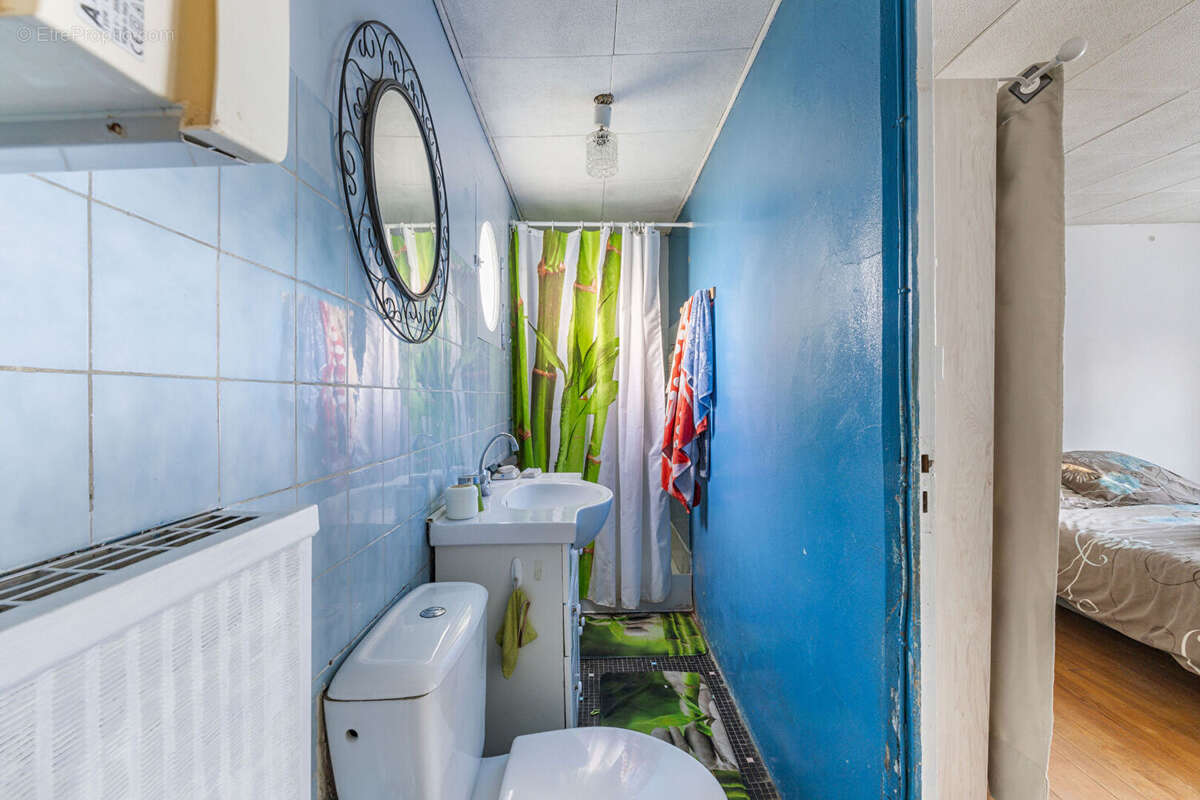 Maison à FARGUES-SAINT-HILAIRE