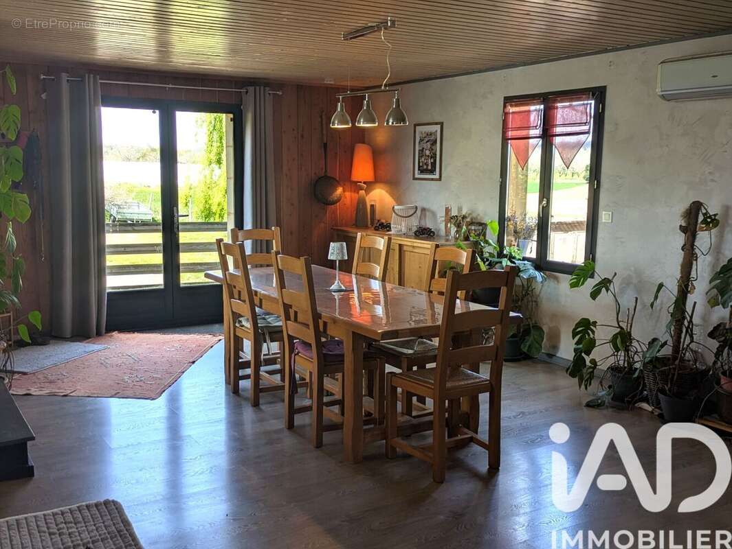 Photo 9 - Maison à MEYRALS