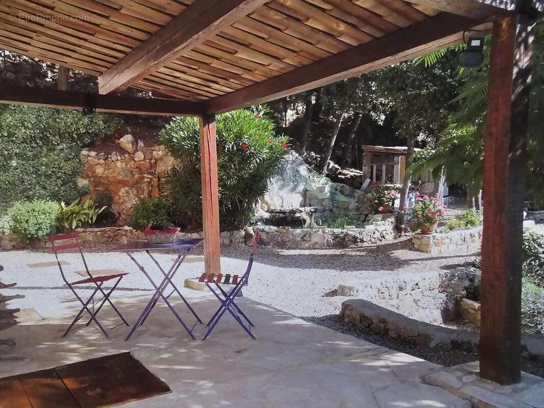 Maison à MONTAUROUX