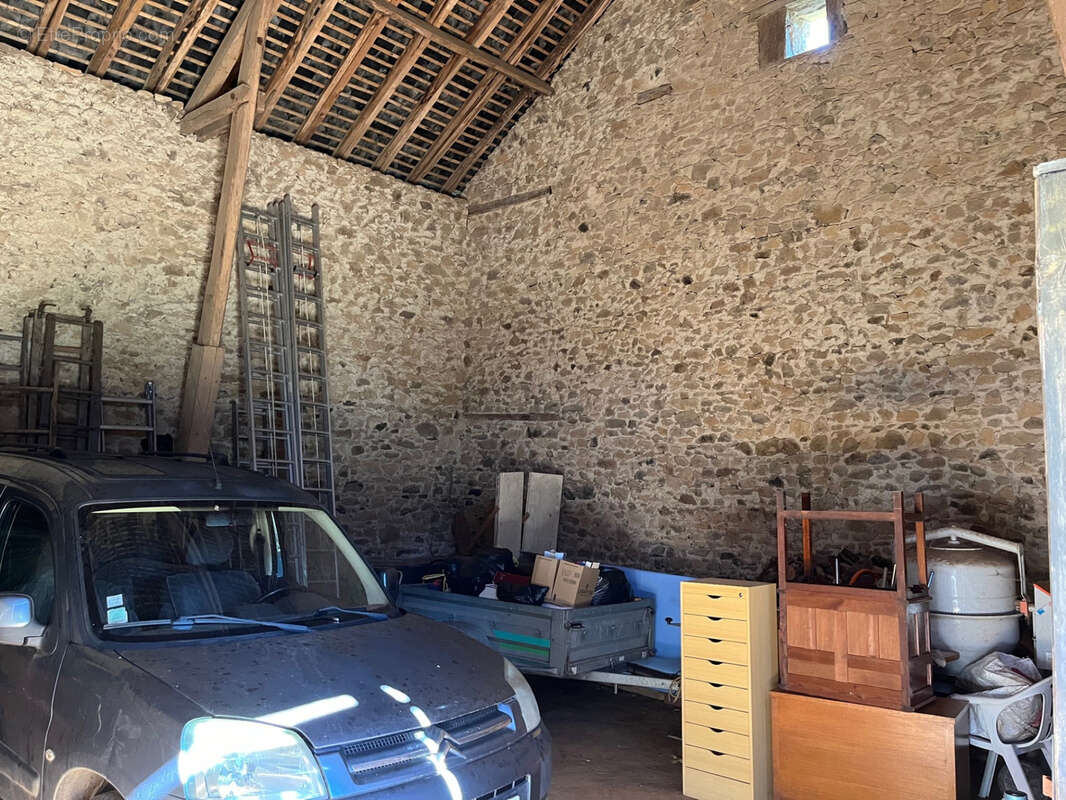 Maison à LA CROISILLE-SUR-BRIANCE