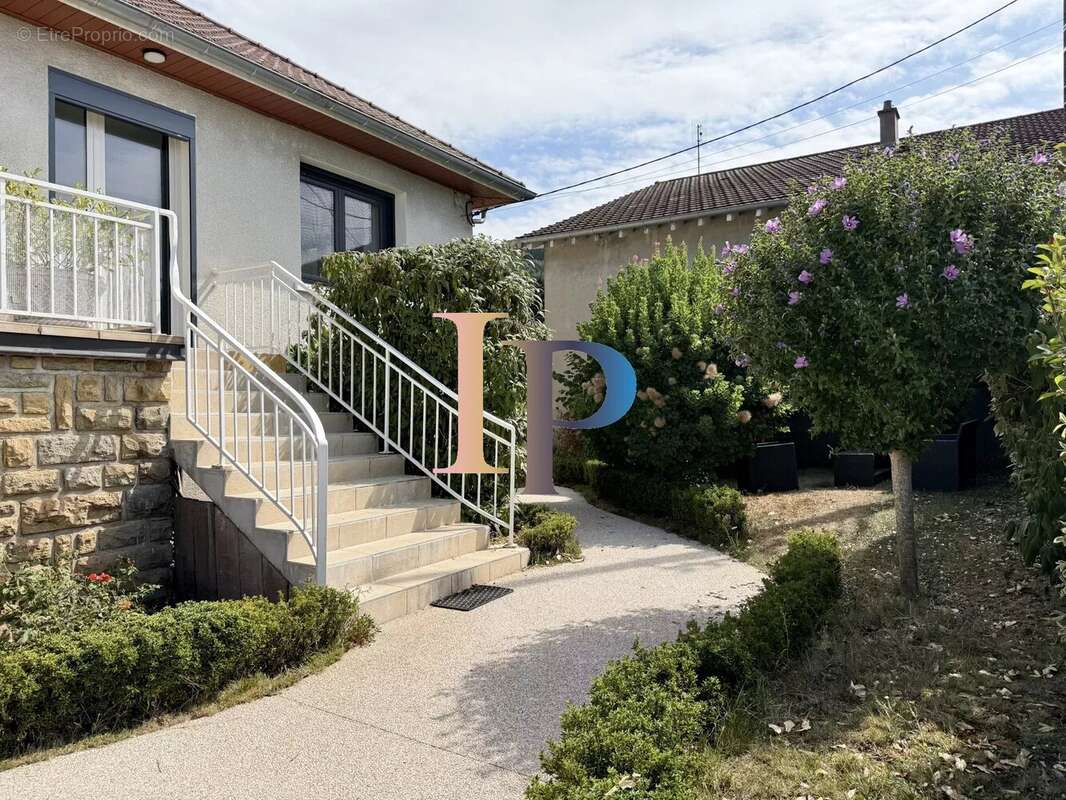 Maison centre-ville - photo 2