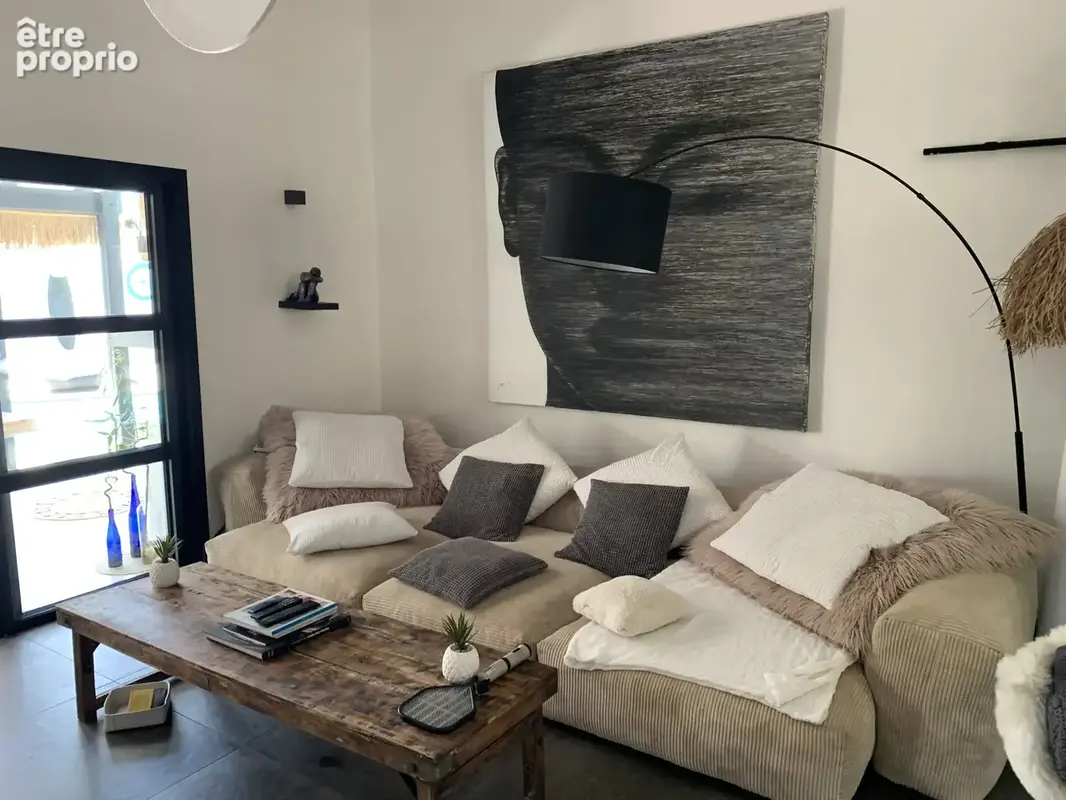 Baie orientale :  maison de plain-pied avec bungalow indépendant et piscine - photo 5
