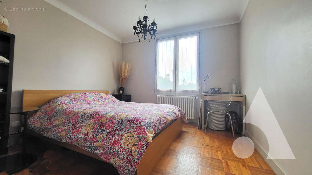 Herblay-sur-seine Maison 5 pièces 125 m2 / 3 chambres - Sous sol total - Atelier - Dépendance - photo 7