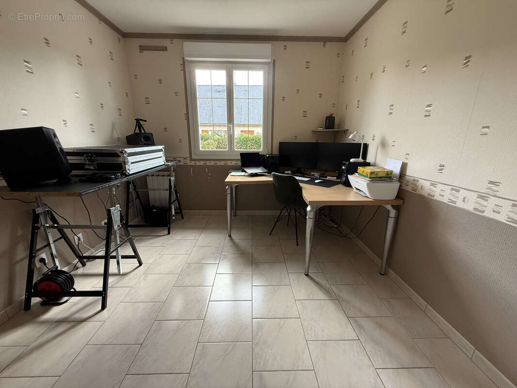 Maison à SABLE-SUR-SARTHE