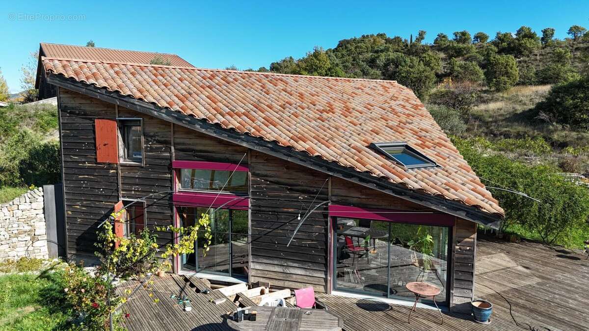 Maison à ALBA-LA-ROMAINE